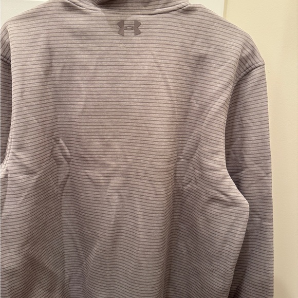 Under Armour Golf Men's Lilac Quarter Zip NWT - Picture 2 of 3